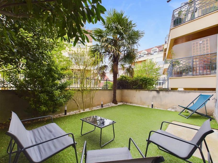 Appartement Renove -Jardin Prive A Rueil-Malmaison Exterior photo